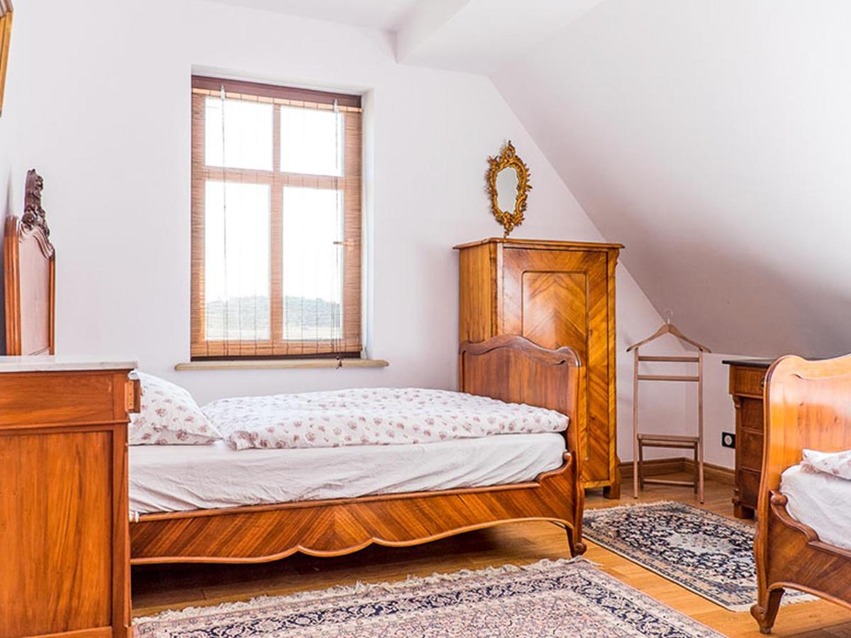 Dwor Gogolewo Nad Warta Bed & Breakfast Ksiaz Wielkopolski Exterior photo