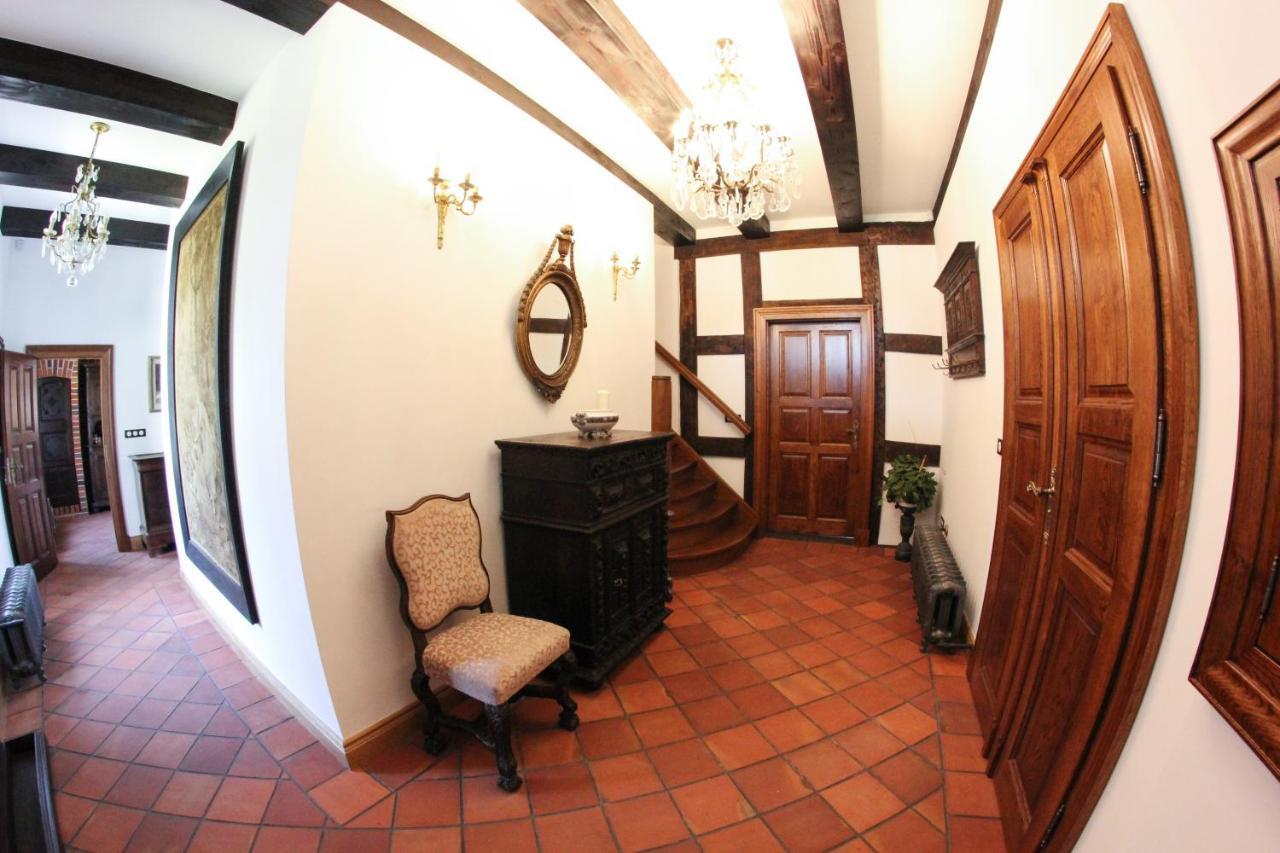 Dwor Gogolewo Nad Warta Bed & Breakfast Ksiaz Wielkopolski Exterior photo